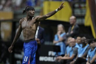 Madueke tinggalkan final
