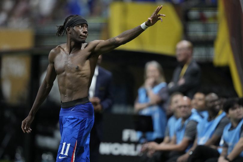 Madueke tinggalkan final